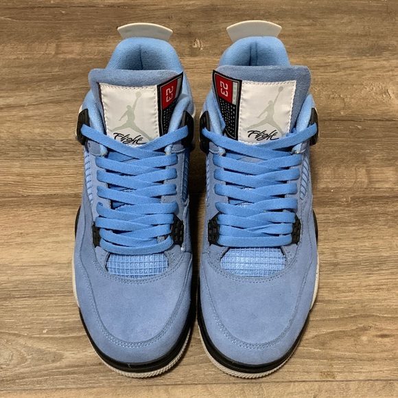 Nike Air Jordan 4 UNC / University Blue – Size 10